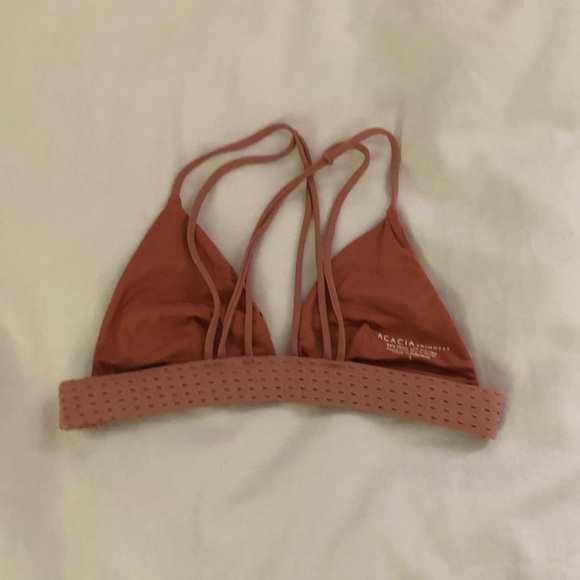 Acacia Awapui top in Lipstick Mesh - Picture 4 of 5